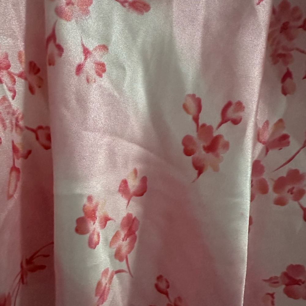 Avon Nightgown - Picture 7 of 7